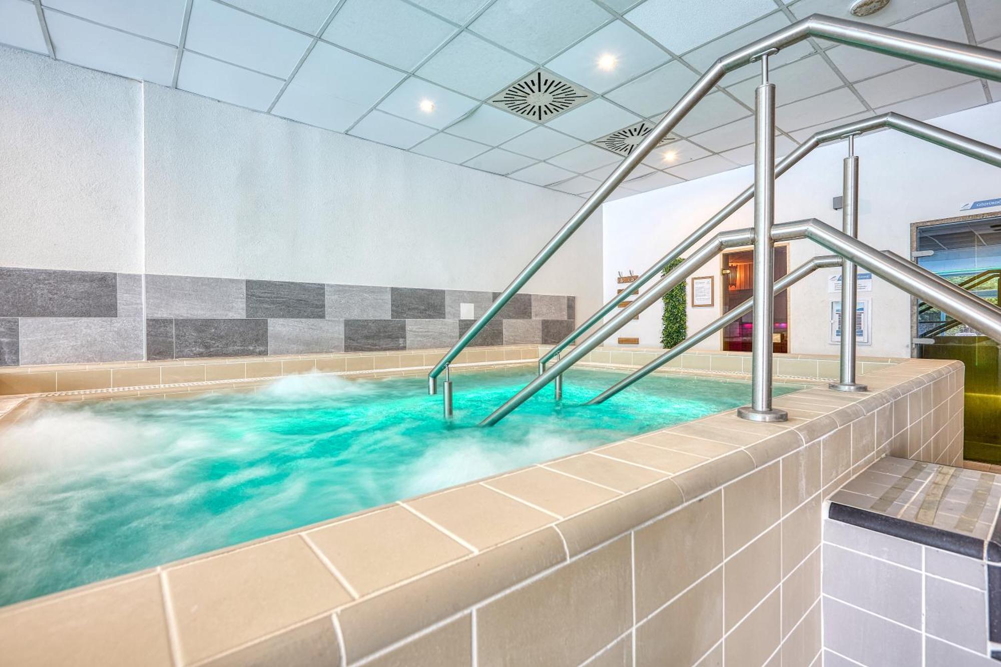 Hotel Szieszta Sopron Exteriör bild