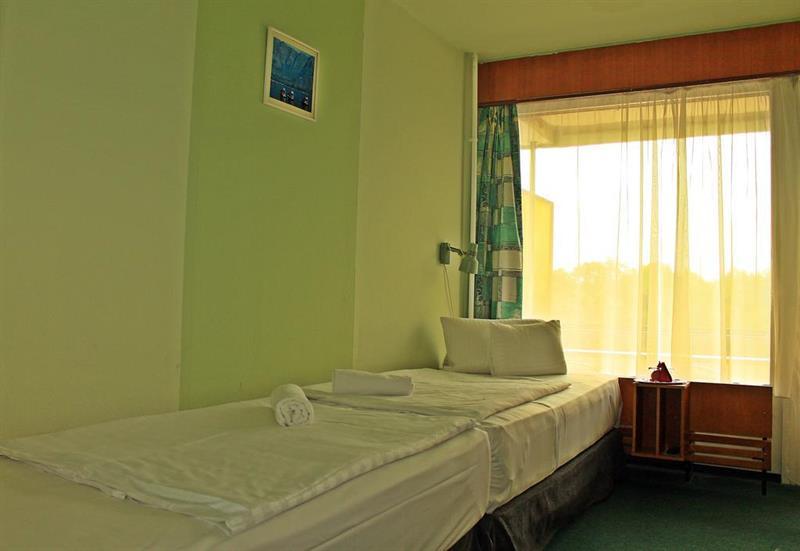 Hotel Szieszta Sopron Exteriör bild